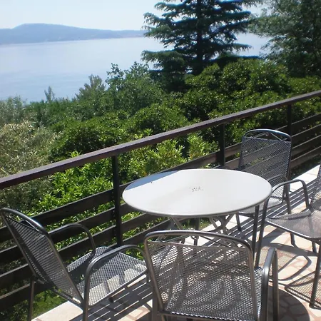 Ferienhaus In Mit Garten, Terrasse Und Grill *